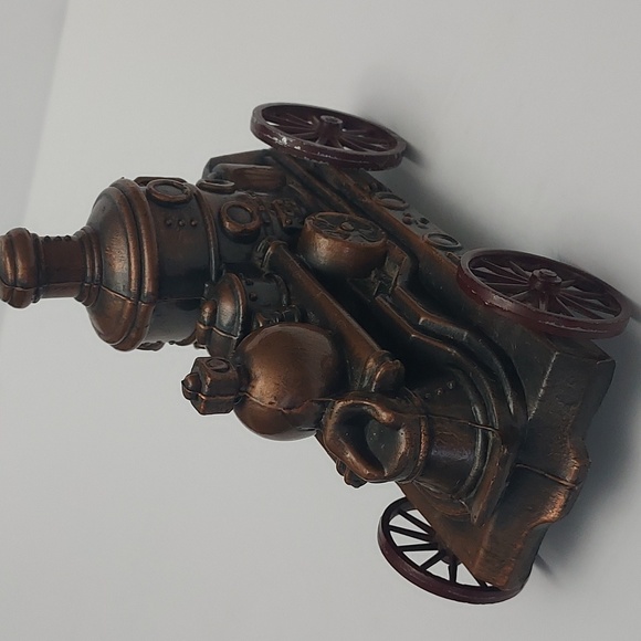 Vintage 1974 Banthrico Steam Engine Coin Bank - Picture 2 of 9